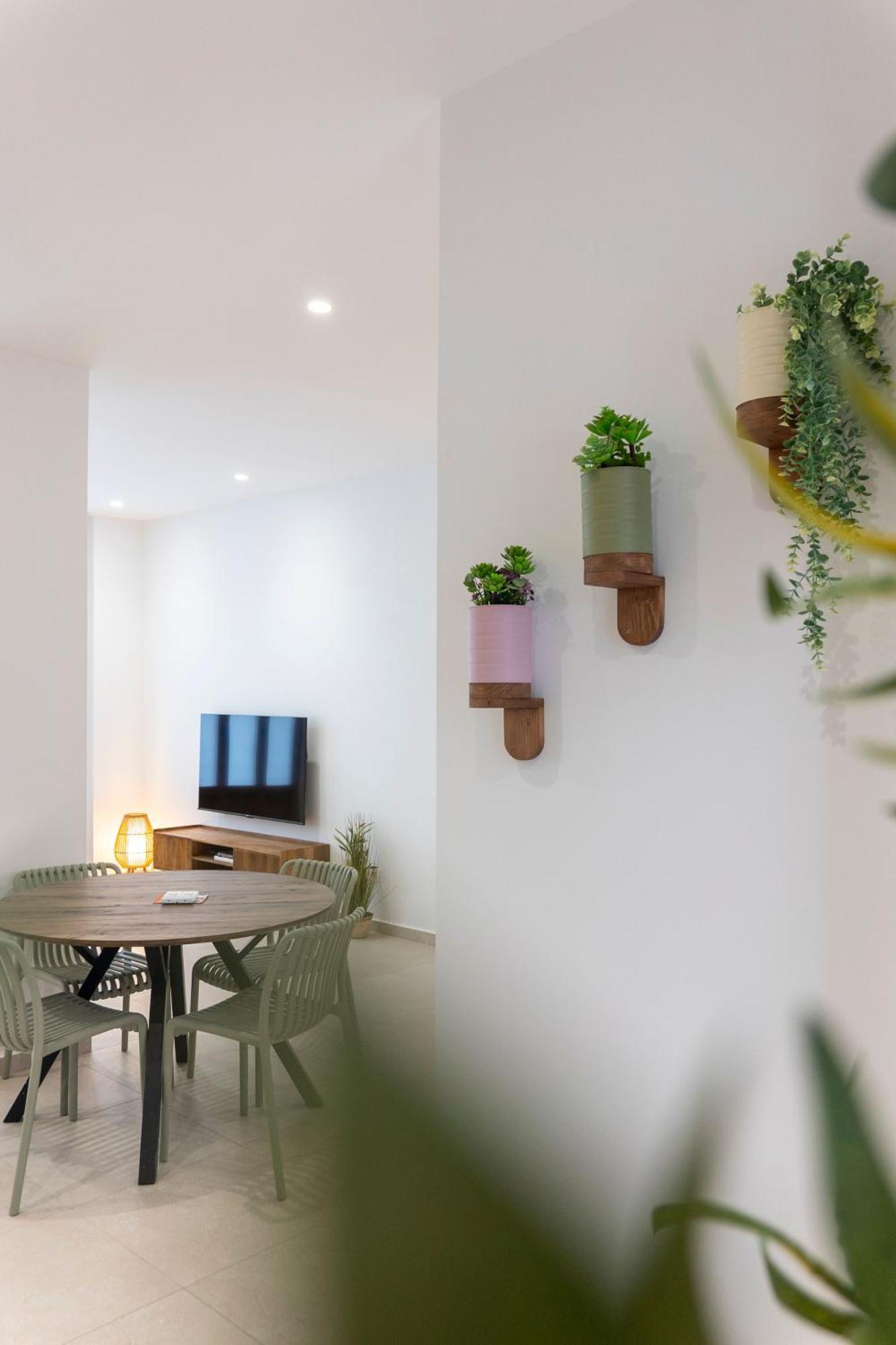Apartament Vlc Host - Alfaro Walencja
