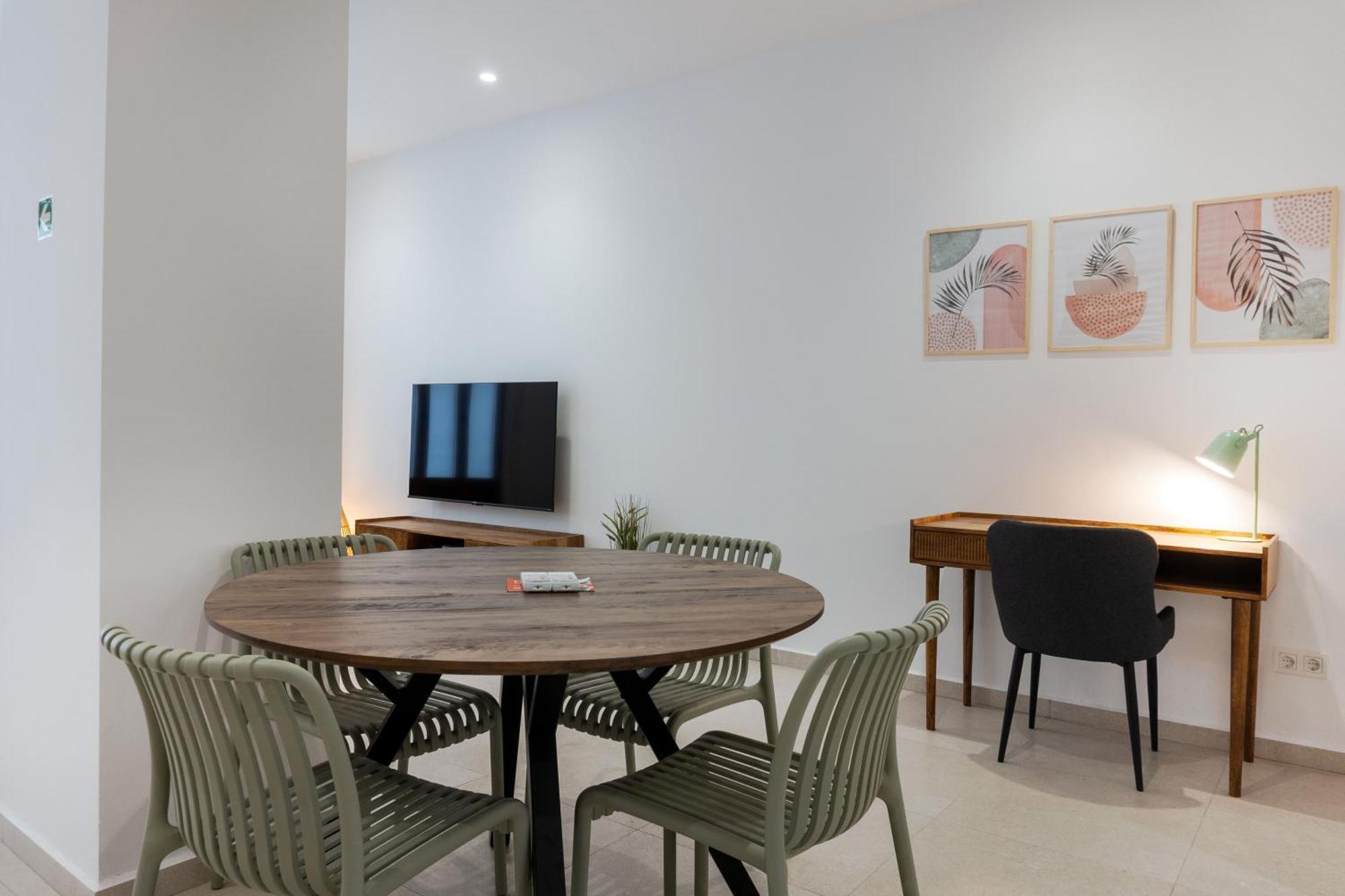 Apartament Vlc Host - Alfaro Walencja